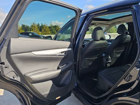 Used 2020 INFINITI QX50 Luxe image 17