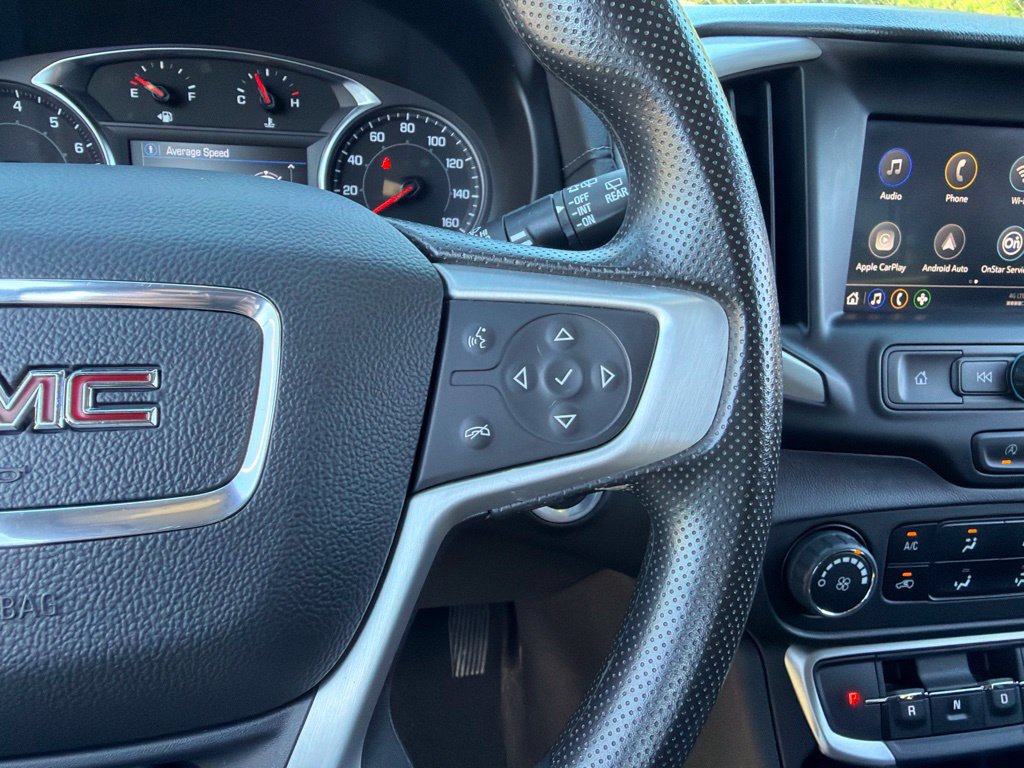 Used 2024 GMC Terrain SLE AWD/4WD image 16