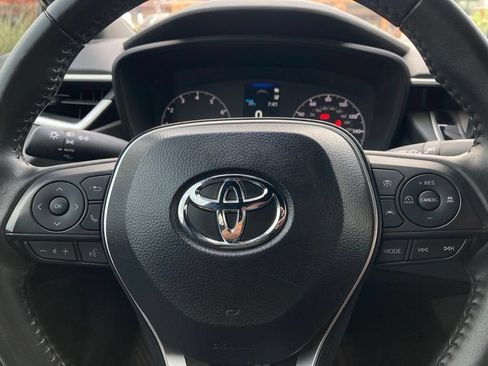 Used 2025 Toyota Corolla SE FWD image 16