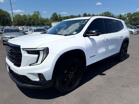 Used 2024 GMC Acadia Elevation w/ Black Edition FWD image 6