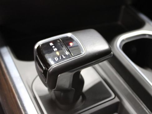 Used 2022 GMC Sierra 1500 SLT w/ SLT Convenience Package AWD/4WD image 51