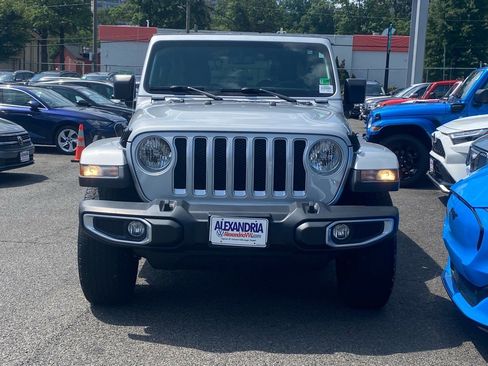 Used 2022 Jeep Wrangler Unlimited Sahara w/ Cold Weather Group image 5