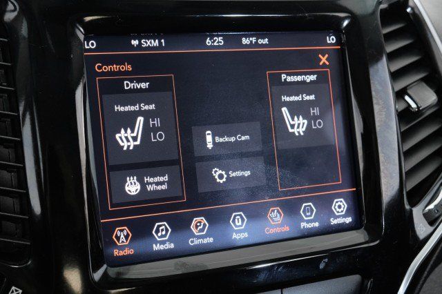 Used 2019 Jeep Cherokee Limited AWD/4WD image 21