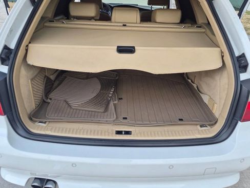 Used 2024 BMW M2 Base 2dr Coupe w/ Lighting Package image 47