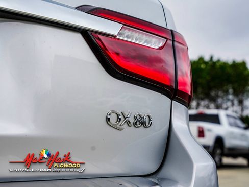 Used 2020 INFINITI QX80 Luxe w/ Proassist Package image 8