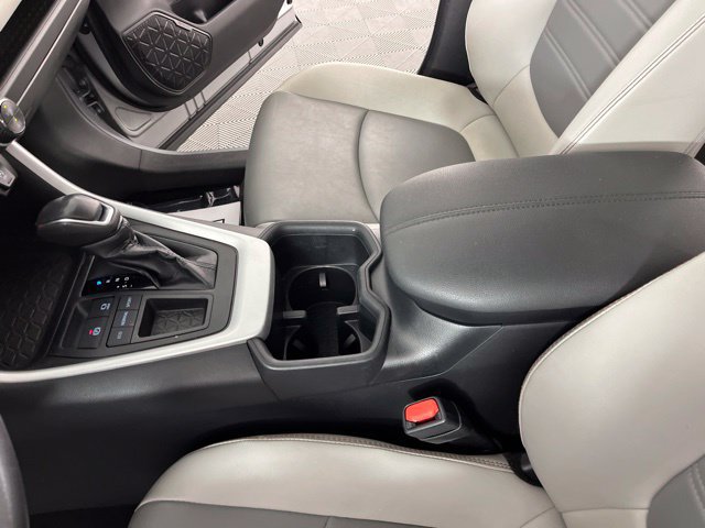 Used 2023 Toyota RAV4 XLE Premium FWD image 27