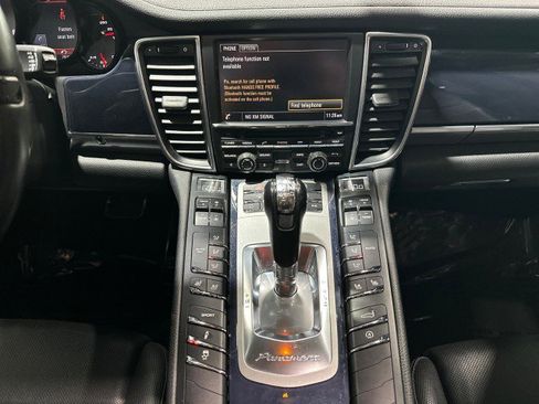Used 2013 Porsche Panamera image 4
