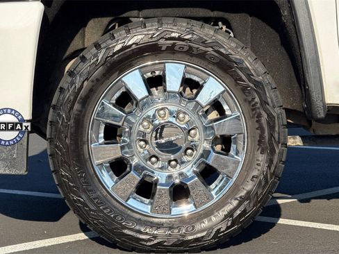 Used 2019 GMC Sierra 2500 Denali w/ Duramax Plus Package image 13