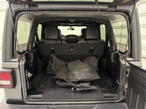 Used 2020 Jeep Wrangler Unlimited Sport image 15