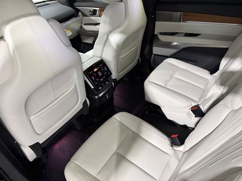 New 2026 Cadillac Vistiq Luxury w/ LPO, Floor Liner Package AWD/4WD image 40