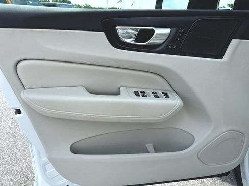 Used 2024 Volvo XC60 B5 Plus w/ Climate Package AWD/4WD image 23
