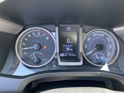 Used 2021 Toyota Tacoma SR5 image 17