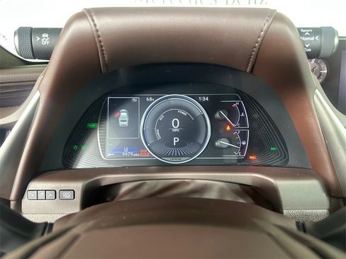 Used 2020 Lexus ES 300h w/ Premium Package image 27