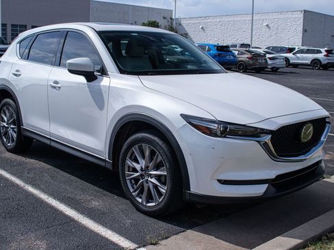 Used 2019 MAZDA CX-5 Grand Touring w/ GT Premium Package FWD image 3