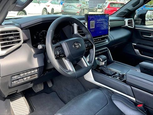 Used 2023 Toyota Sequoia Platinum image 16