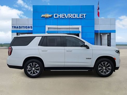 Used 2024 Chevrolet Tahoe LT w/ LT Signature Package RWD image 10