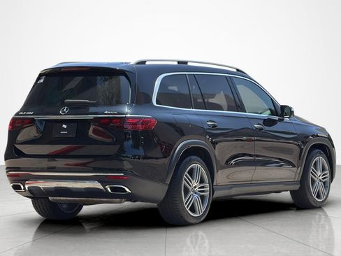 Used 2026 Mercedes-Benz GLS 450 4MATIC image 5