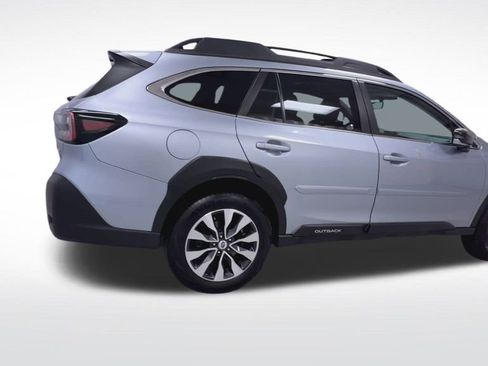 Used 2024 Subaru Outback Limited image 8