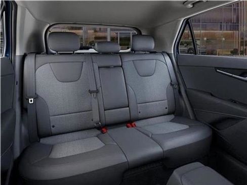 New 2025 Kia Niro EX Touring image 70