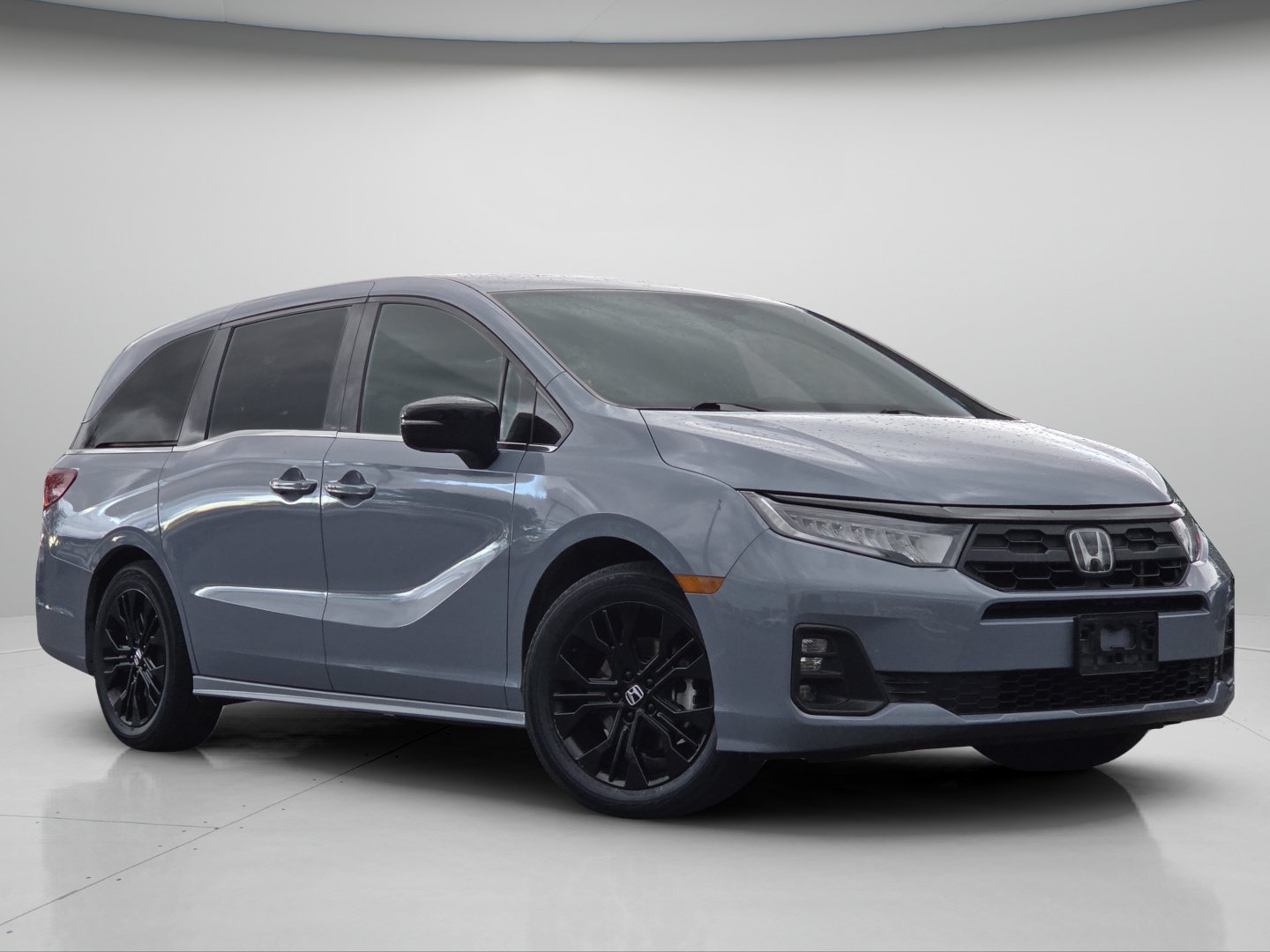 Used 2025 Honda Odyssey Sport-L image 2