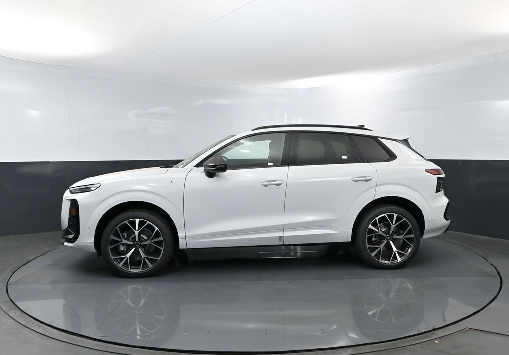 New 2026 Audi Q3 quattro 2.0T AWD/4WD image 28