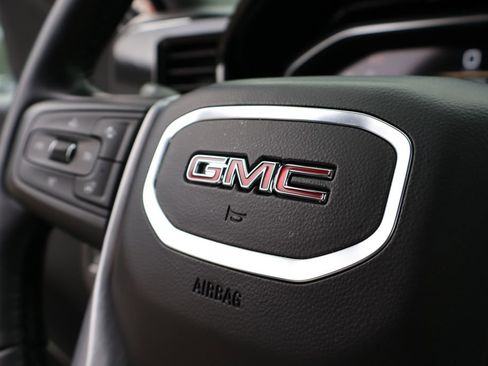 Used 2024 GMC Sierra 1500 Elevation image 25