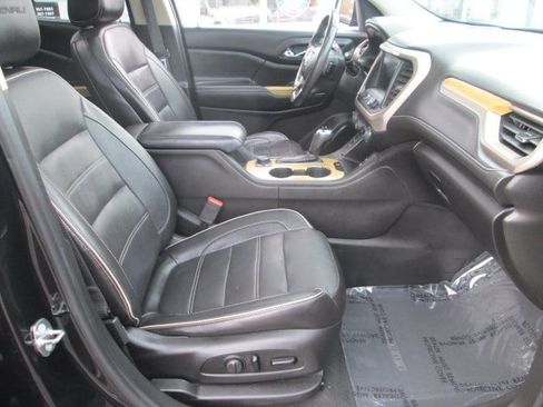Used 2017 GMC Acadia Denali w/ Technology Package AWD/4WD image 15