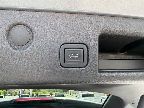Used 2024 Chevrolet Equinox RS w/ RS Leather Package AWD/4WD image 30
