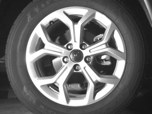 Used 2025 Jeep Compass Latitude image 15