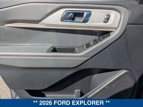 New 2026 Ford Explorer Active RWD image 10