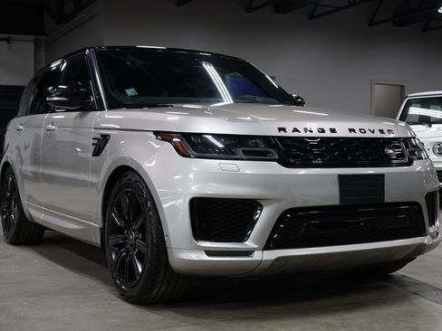 Used 2019 Land Rover Range Rover Sport Supercharged AWD/4WD image 7