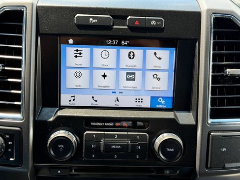 Used 2017 Ford F150 XLT w/ Equipment Group 302A Luxury AWD/4WD image 66