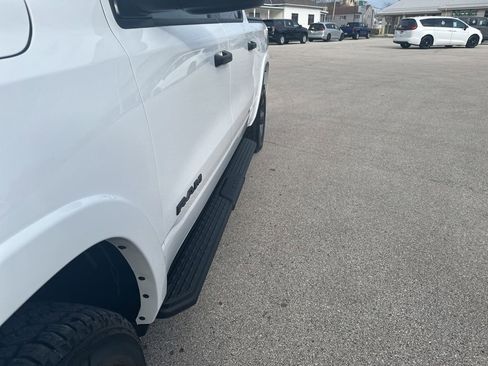 Used 2023 RAM 1500 Big Horn AWD/4WD image 12