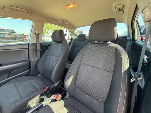 Used 2021 Kia Rio LX FWD image 17