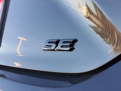 New 2026 Toyota Camry SE image 7