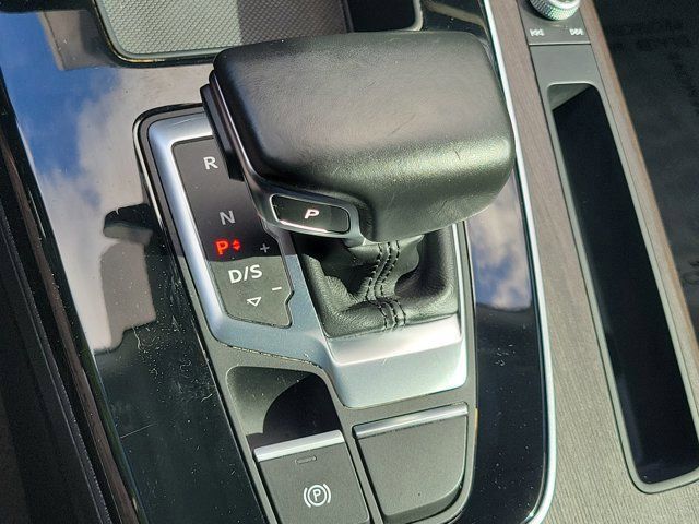 Used 2022 Audi Q5 2.0T Premium w/ Convenience Package AWD/4WD image 35