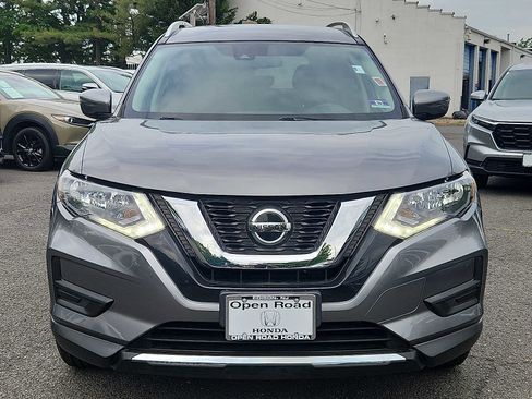 Used 2020 Nissan Rogue SV AWD/4WD image 2