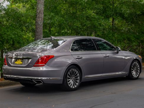Used 2018 Genesis G90 5.0 Ultimate RWD image 51