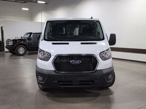 Used 2024 Ford Transit 250 Low Roof w/ Exterior Upgrade Package RWD image 2