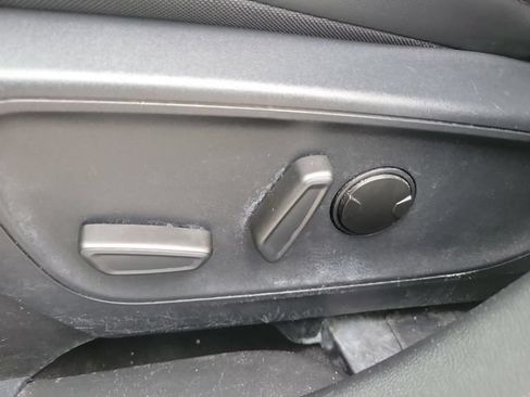 Used 2025 Ford Escape ST-Line Select AWD/4WD image 21