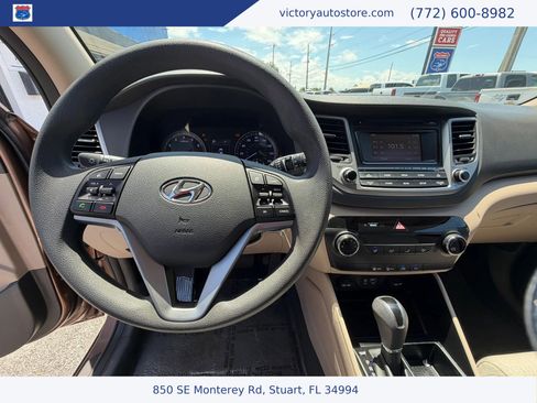 Used 2016 Hyundai Tucson SE FWD image 25