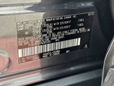 Used 2023 Toyota RAV4 XLE image 29