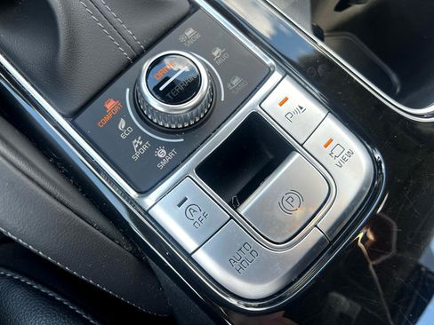 Used 2021 Kia Telluride SX image 17