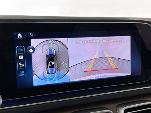 New 2026 Mercedes-Benz GLS 450 4MATIC image 14