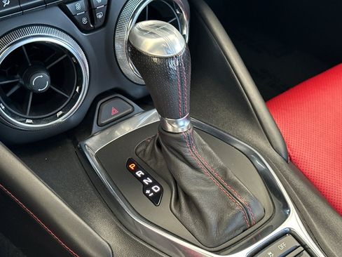 Used 2021 Chevrolet Camaro SS RWD image 19