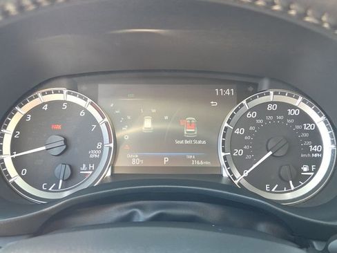 Used 2023 Toyota Highlander XLE FWD image 30