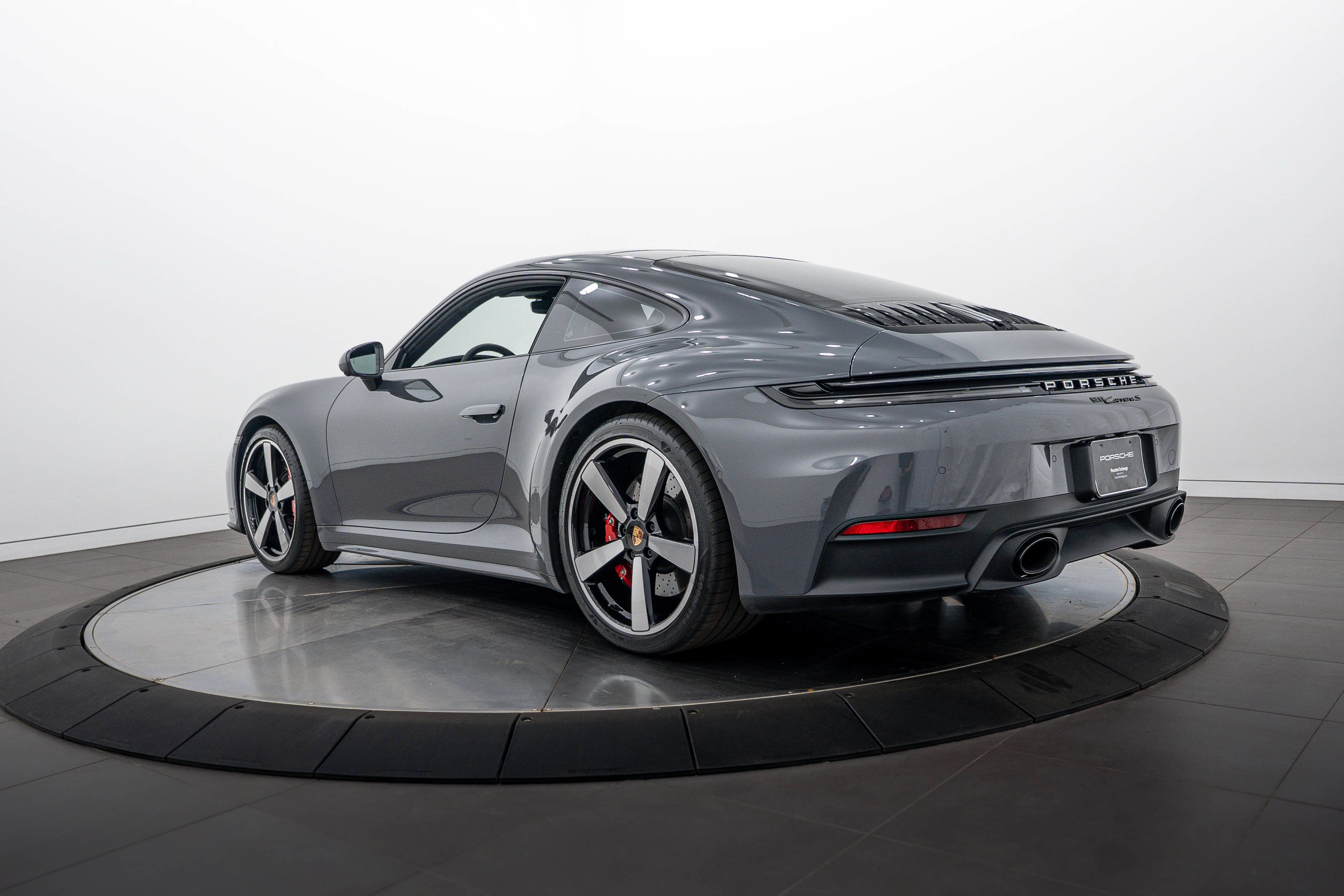 Certified 2025 Porsche 911 Carrera S RWD image 3