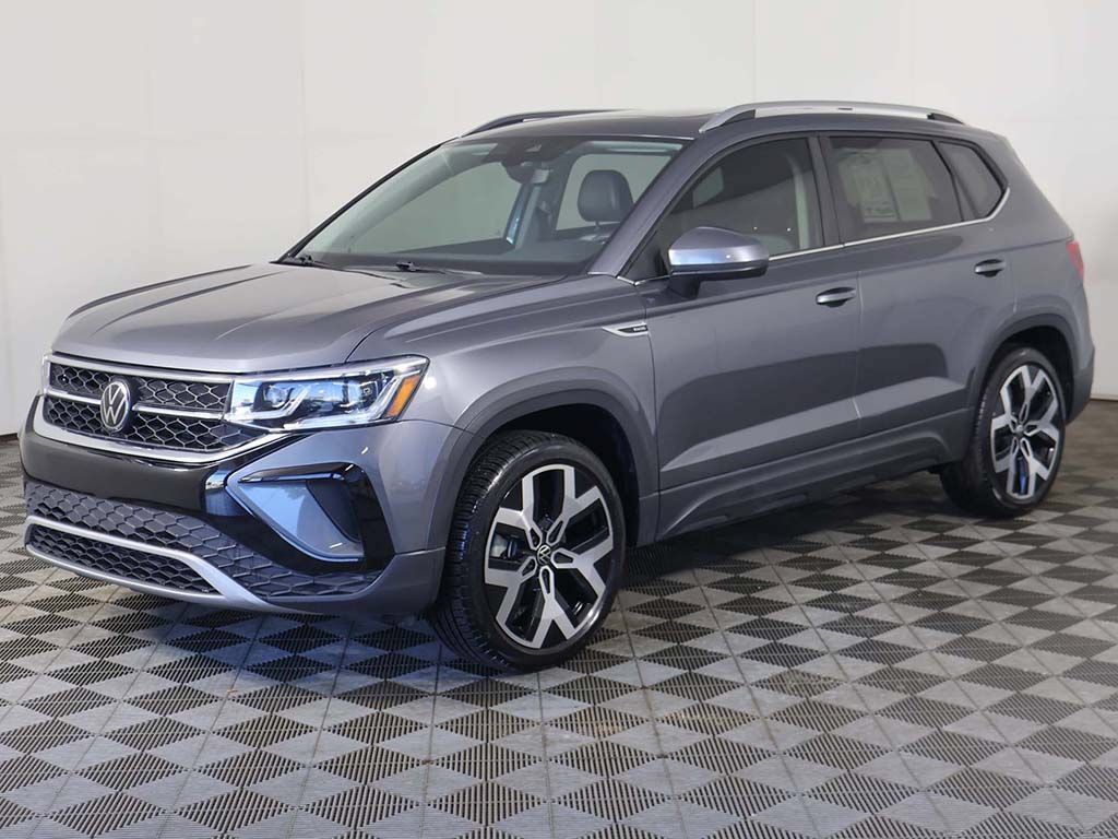 Used 2023 Volkswagen Taos SEL AWD/4WD image 9