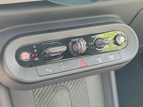 Used 2025 MINI Cooper S image 22