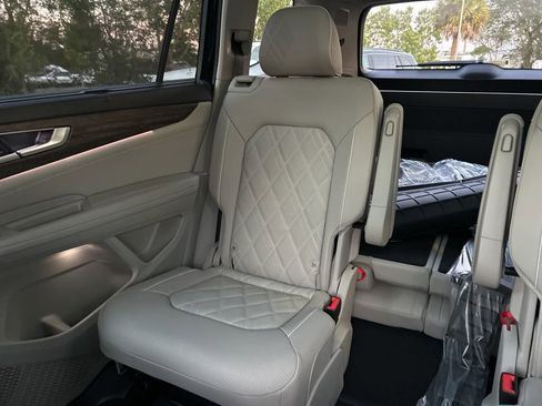 New 2026 Volkswagen Atlas SEL Premium R-Line image 12